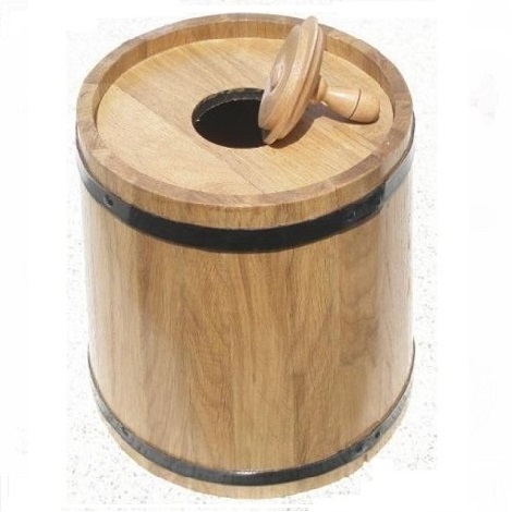 oak keg for vinegar in Malta